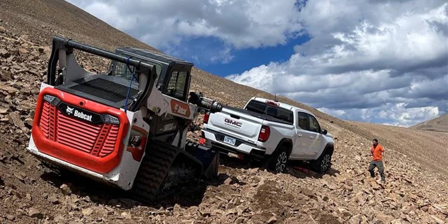 GMC Canyon Stuck on a Hiking Trail at 14,000 Feet in Colorado Has Been Recovered