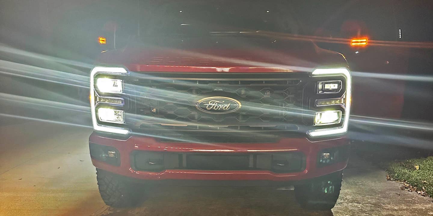 Owner Discovers New 2023 Ford Super Duty Pickup Has Mismatched Headlights